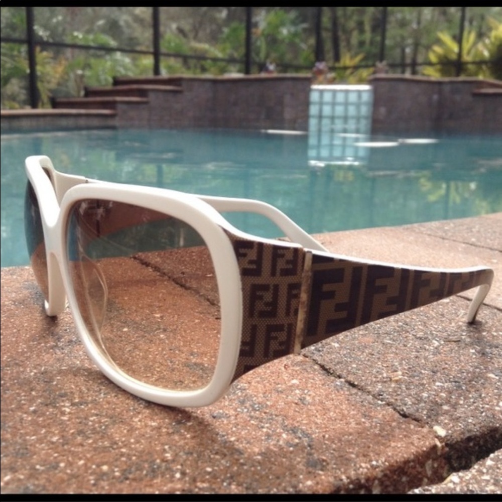 Fendi Authentic sunglasses  glamorous White!